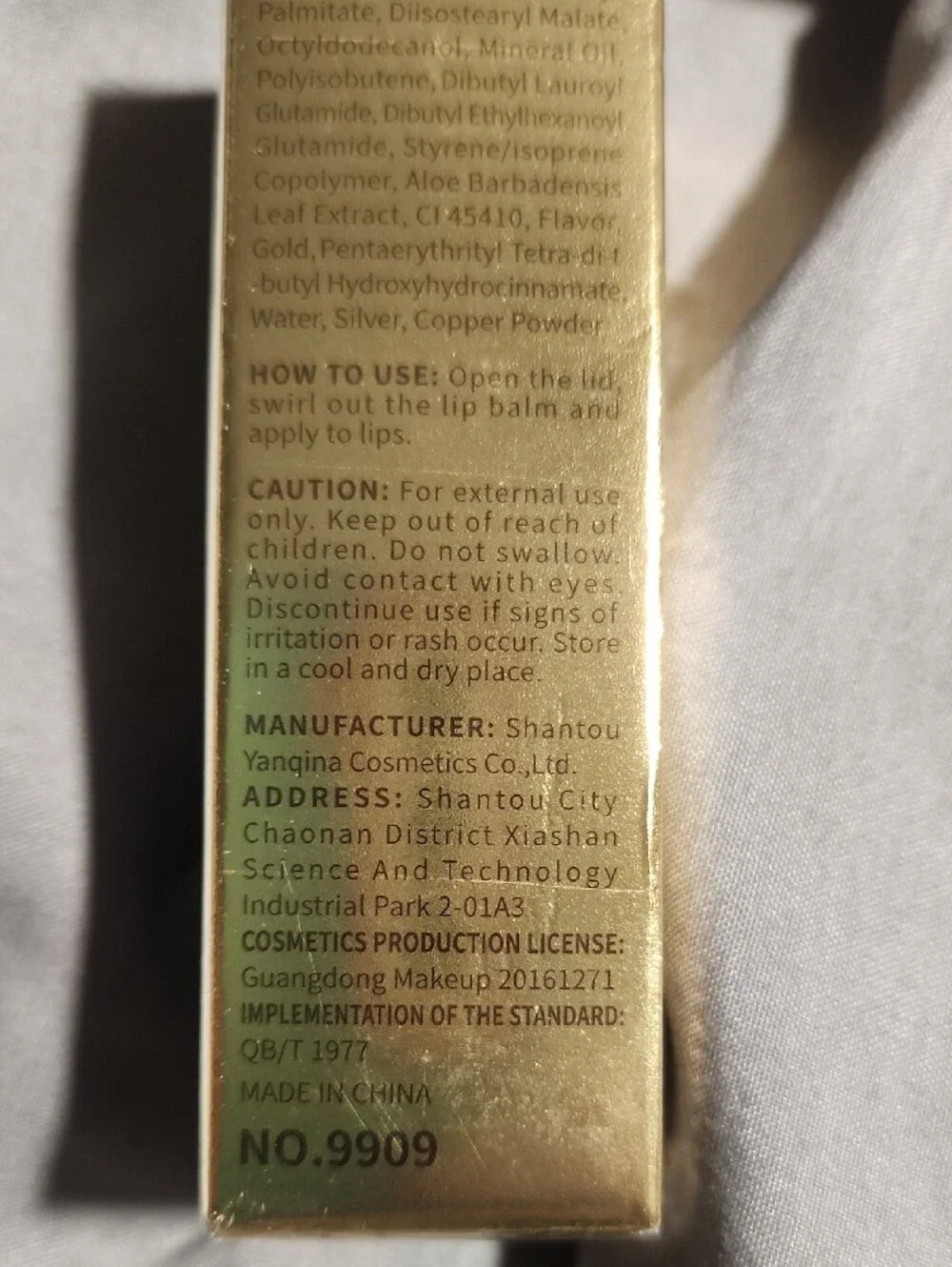 HelloKiss Color-Changing Lipstick